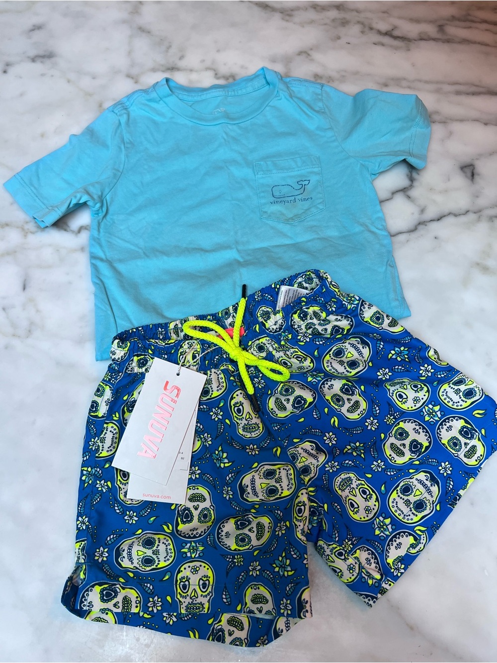 NWT Sunuva Blue Skull Print Swim Trunks (free vineyard vines tee included)